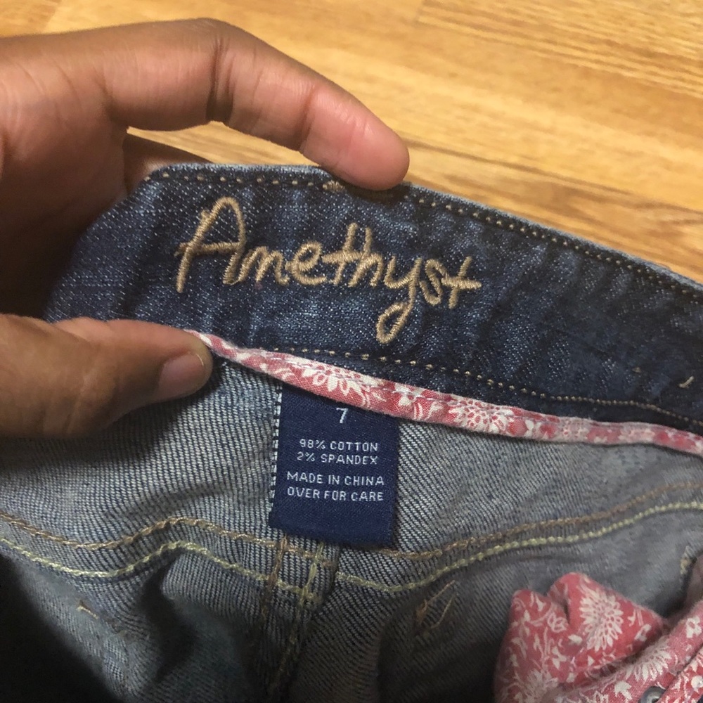 🌸3/$25- Ripped jeans - Picture 4 of 4